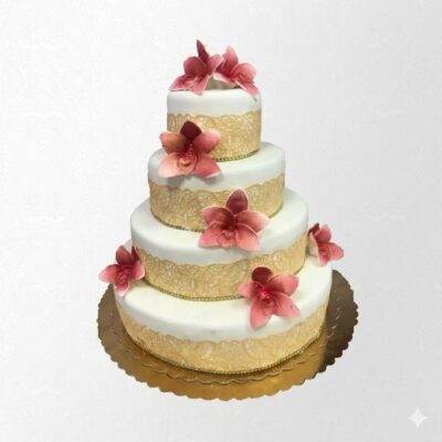 Tort cu dantela aurie